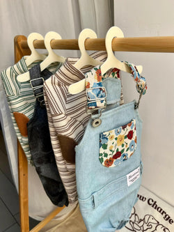 Maglione a Righe Verde e Bianco – Eleganza Vintage e Comfort Accogliente per Pets