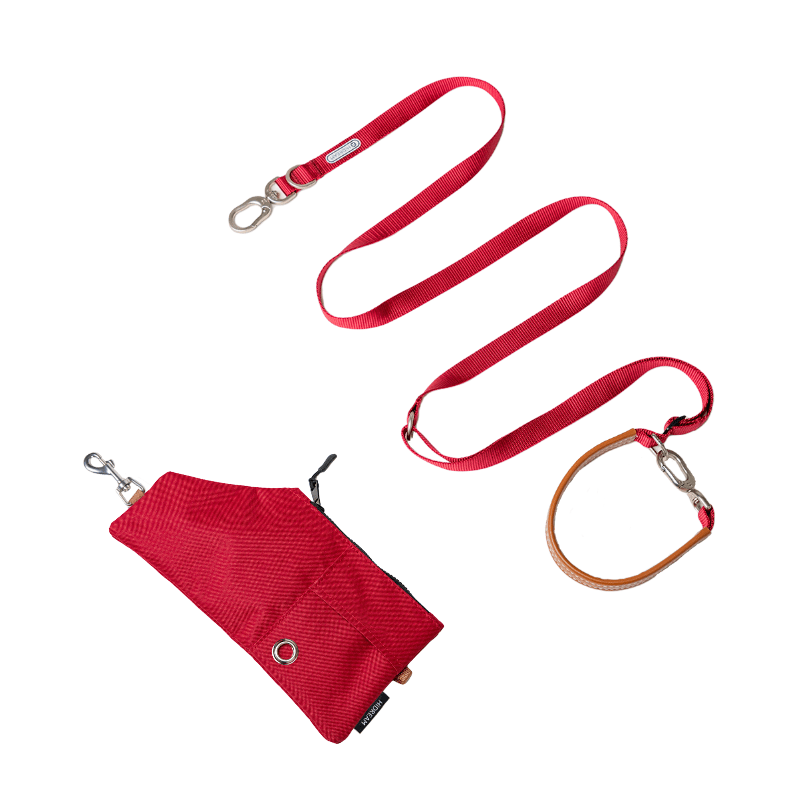 Set Combo Rosso Bobo Series – Passeggia con Stile con Guinzaglio a Tracolla Audace e Borsa Impermeabile - Paw Charge