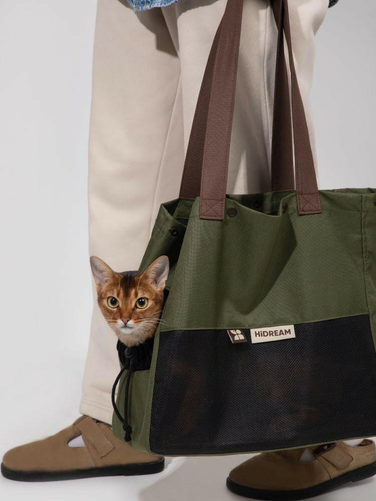 Colorblock Shoulder Pet Carrier – Lightweight & Breathable Bag for Small Pets - Paw Charge