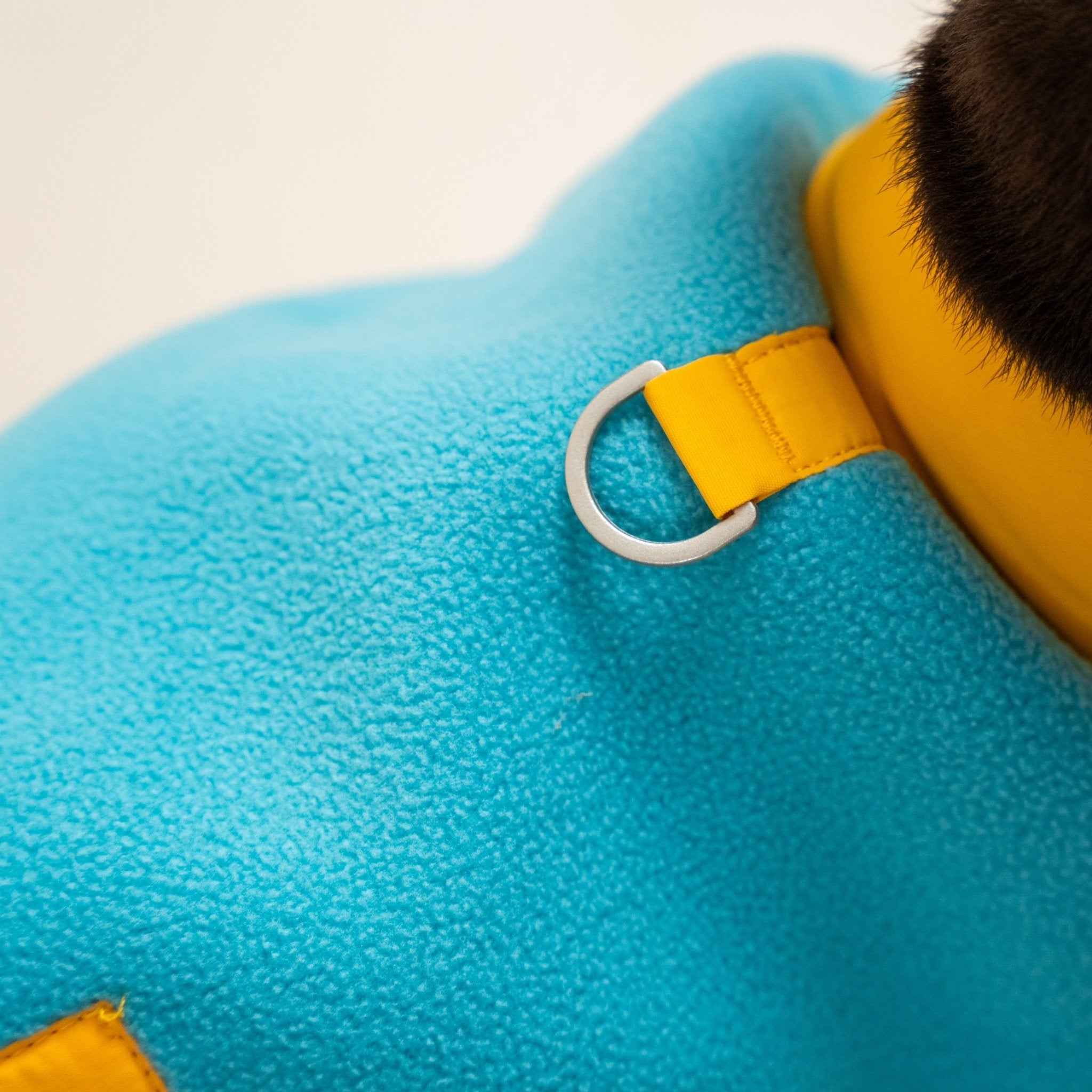 Gilet in pile colorato per cani – Pettorina con colori a contrasto, calda e comoda