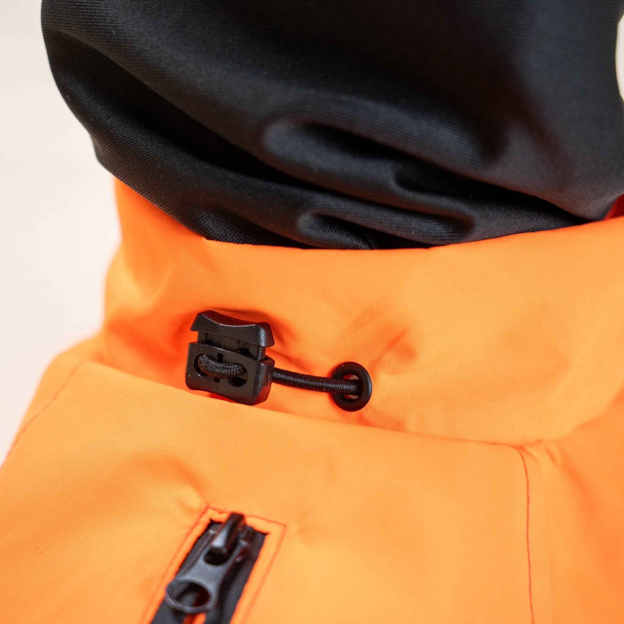 Impermeabile Arancione per Cani con Strisce Riflettenti e Cappuccio Protettivo