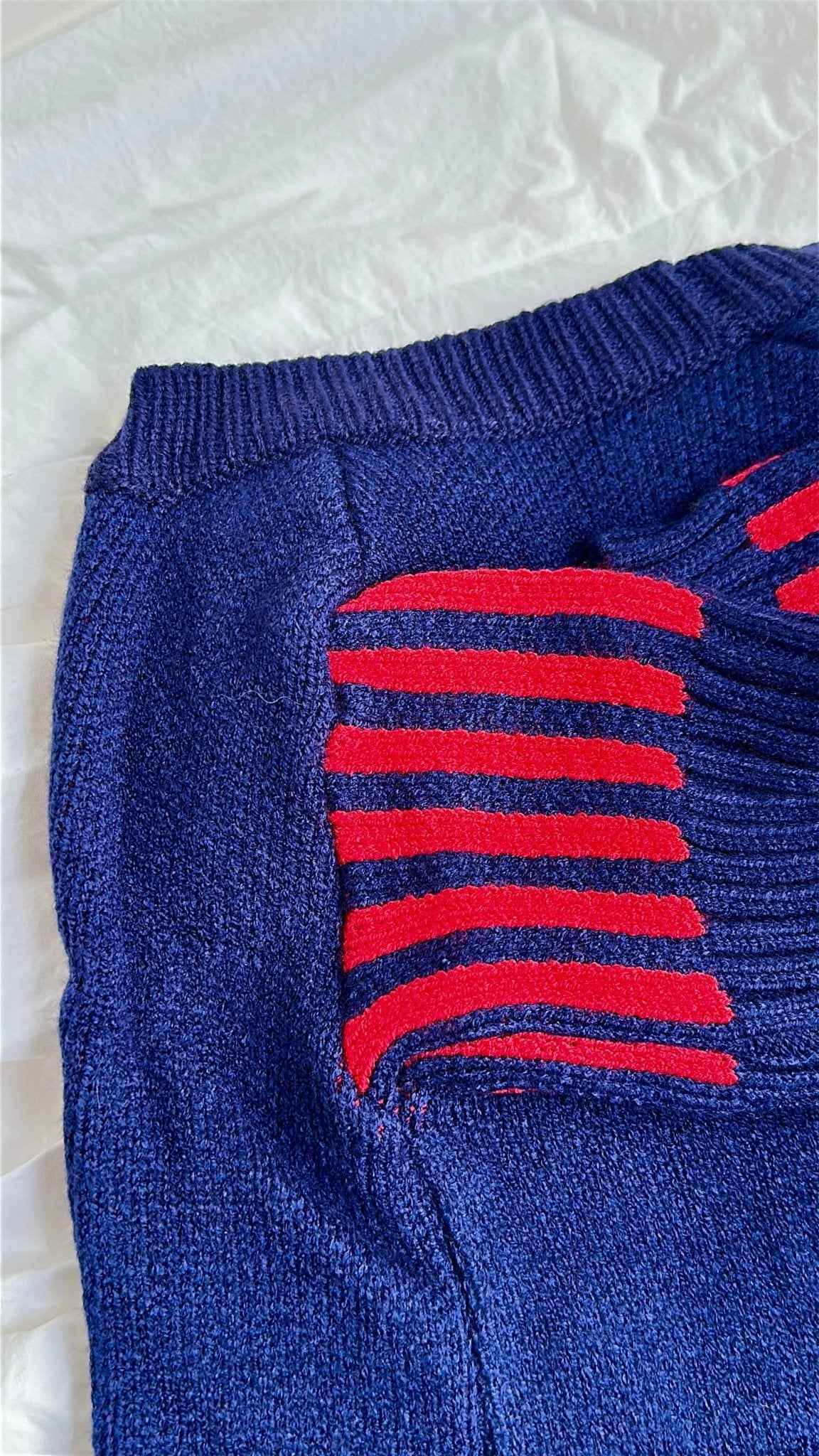 Maglione da Mago per cani  in stile magico – Morbido, Elastico, Caldo e dal Design Floreale