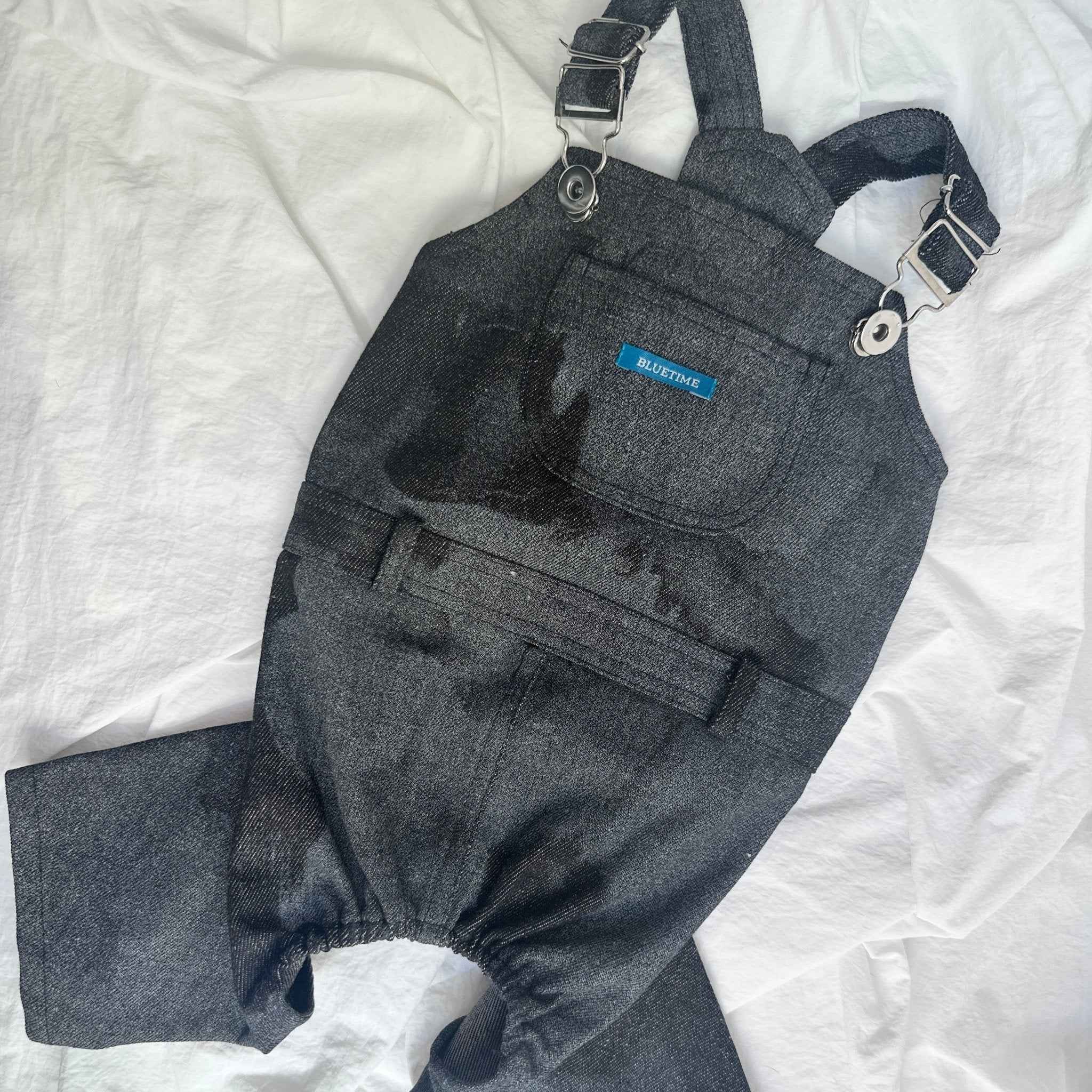 Salopette in Denim Sbiadito Blu Scuro per Animali – Regolabile, Resistente e Traspirante